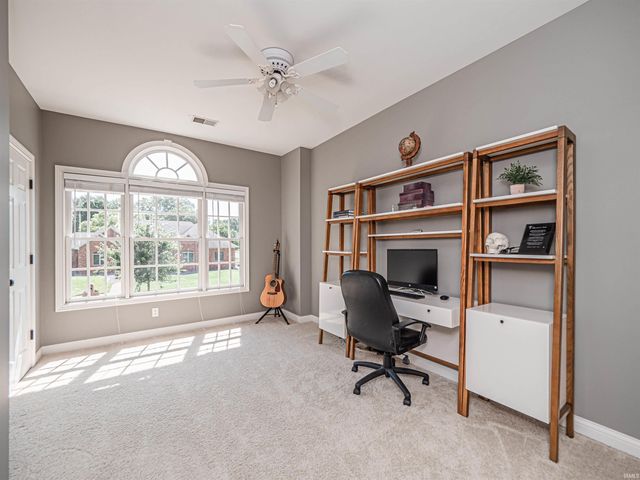 4529 Bridgestone Boulevard, Newburgh, IN 47630