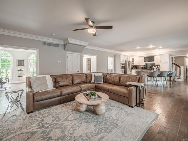 4529 Bridgestone Boulevard, Newburgh, IN 47630