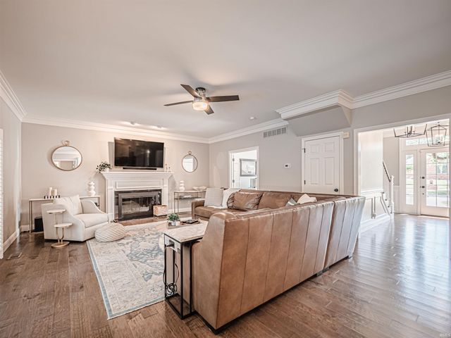 4529 Bridgestone Boulevard, Newburgh, IN 47630