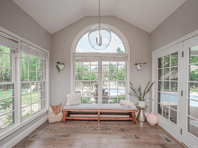 4529 Bridgestone Boulevard, Newburgh, IN 47630