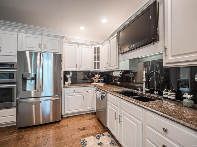 4529 Bridgestone Boulevard, Newburgh, IN 47630