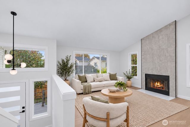 10238 Renton Avenue S, Seattle, WA 98178