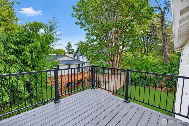 10238 Renton Avenue S, Seattle, WA 98178