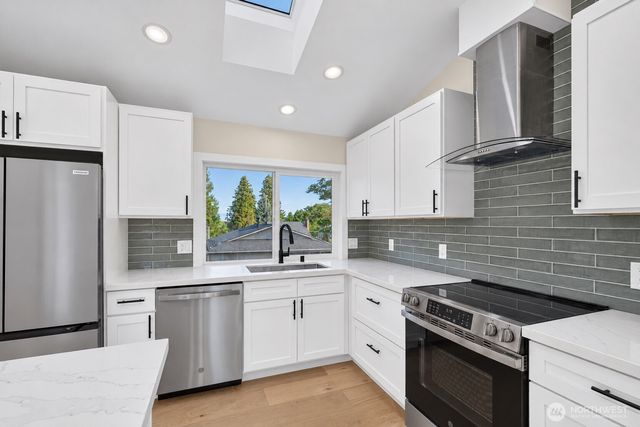 10238 Renton Avenue S, Seattle, WA 98178