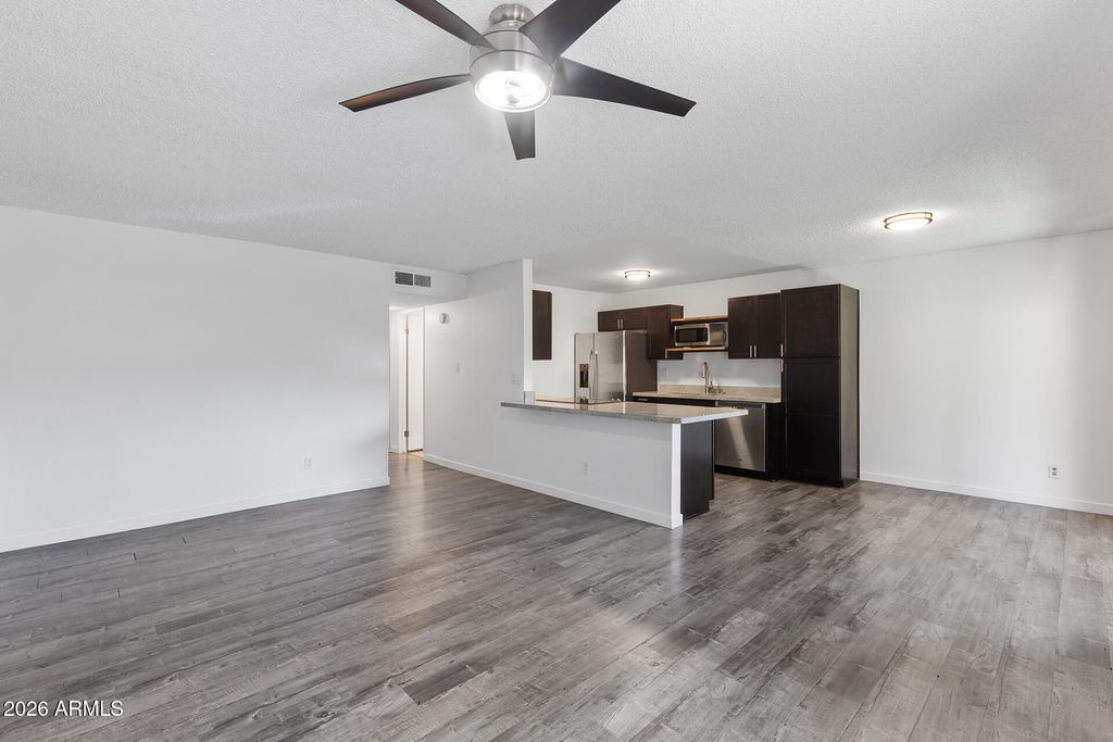 5525 E THOMAS Road C4, Phoenix, AZ 85018 — photo 5