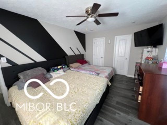 120 W 5th Street, Anderson, IN 46016