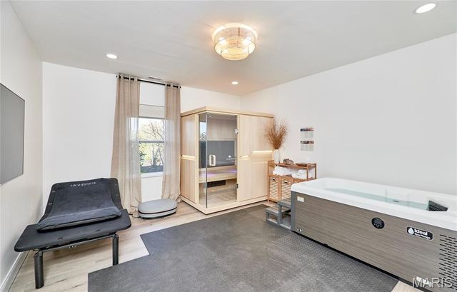 487 Cambridge Manor Drive, Wentzville, MO 63385