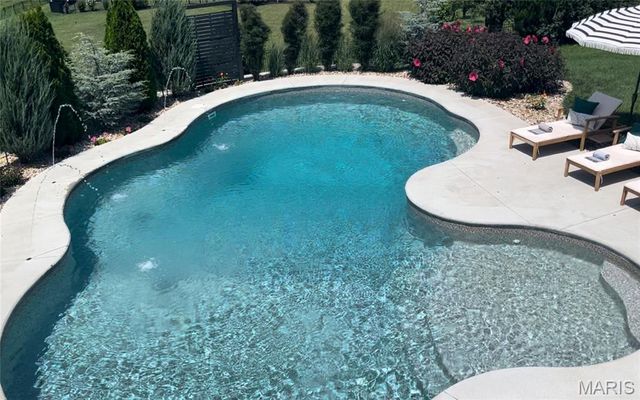 487 Cambridge Manor Drive, Wentzville, MO 63385