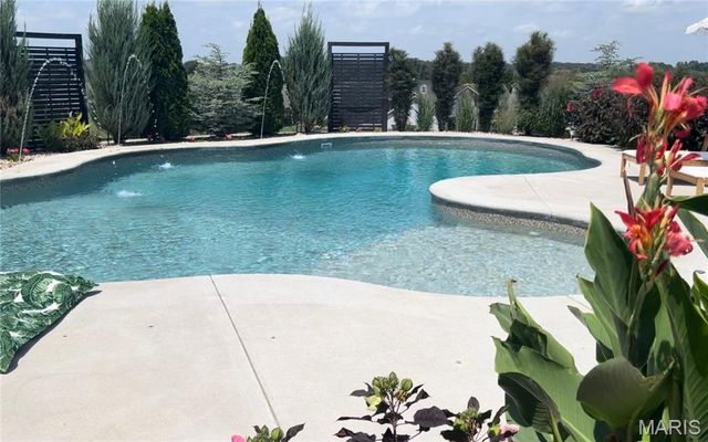 487 Cambridge Manor Drive, Wentzville, MO 63385