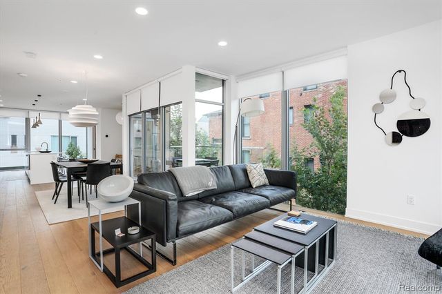 245 Alfred Street, Detroit, MI 48201