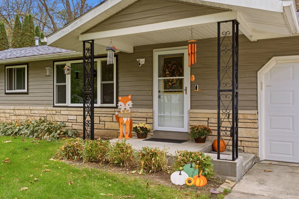 42671 Lisa Lane, Winona, MN 55987 — exterior