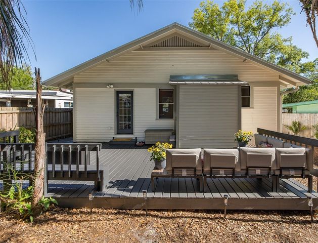 909 E CRENSHAW STREET, Tampa, FL 33604