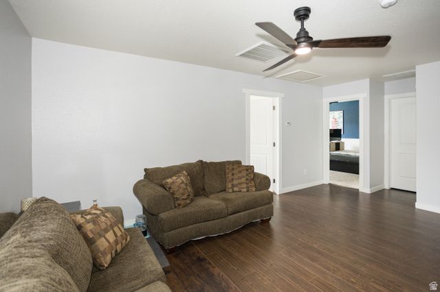 2149 E EAGLE CREST WAY, Eagle Mountain, UT 84005