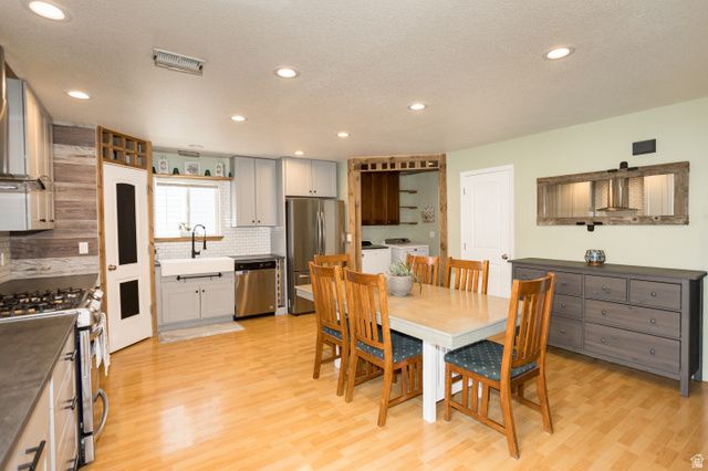 2149 E EAGLE CREST WAY, Eagle Mountain, UT 84005