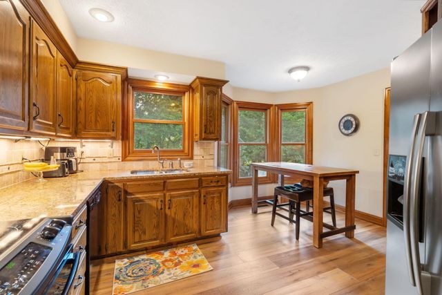 5111 S Clay Avenue, Springfield, MO 65810