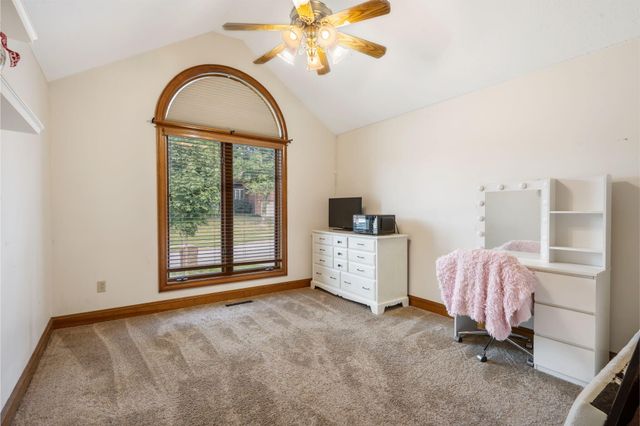 5111 S Clay Avenue, Springfield, MO 65810