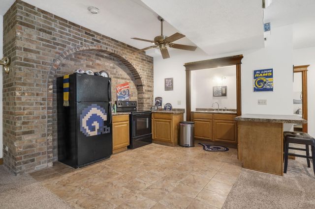 5111 S Clay Avenue, Springfield, MO 65810