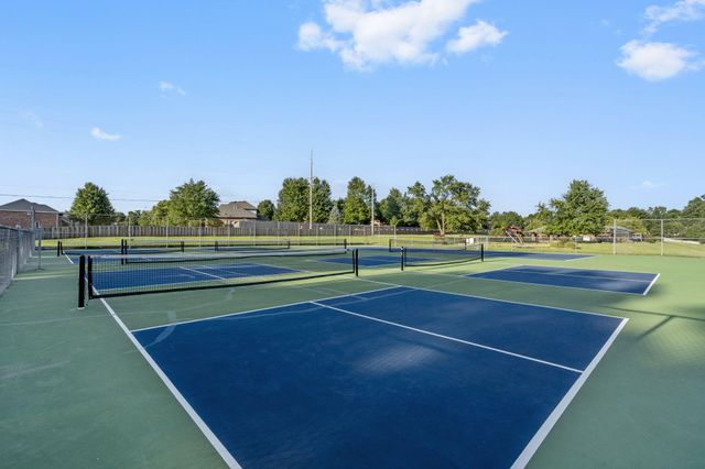 5111 S Clay Avenue, Springfield, MO 65810