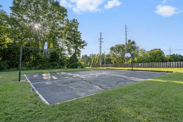 5111 S Clay Avenue, Springfield, MO 65810