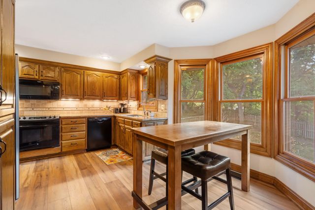 5111 S Clay Avenue, Springfield, MO 65810