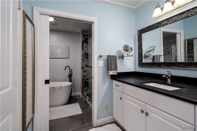 11991 GRANDVIEW, Northport, AL 35475