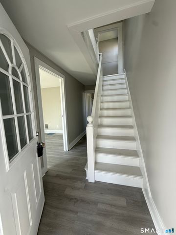 420 Short Beach Road, East Haven, CT 06512