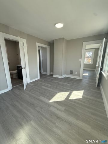 420 Short Beach Road, East Haven, CT 06512