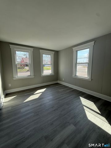 420 Short Beach Road, East Haven, CT 06512