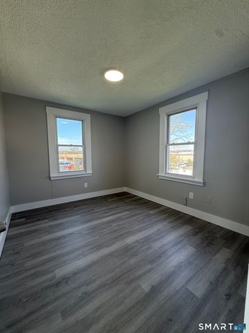 420 Short Beach Road, East Haven, CT 06512