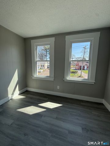 420 Short Beach Road, East Haven, CT 06512