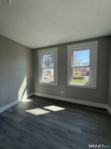 420 Short Beach Road, East Haven, CT 06512