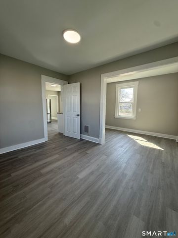 420 Short Beach Road, East Haven, CT 06512