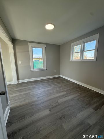 420 Short Beach Road, East Haven, CT 06512