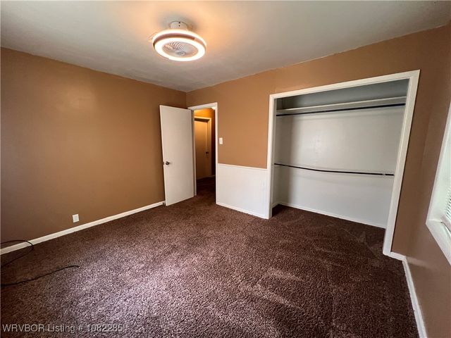 410 Oklahoma Avenue, Poteau, OK 74953