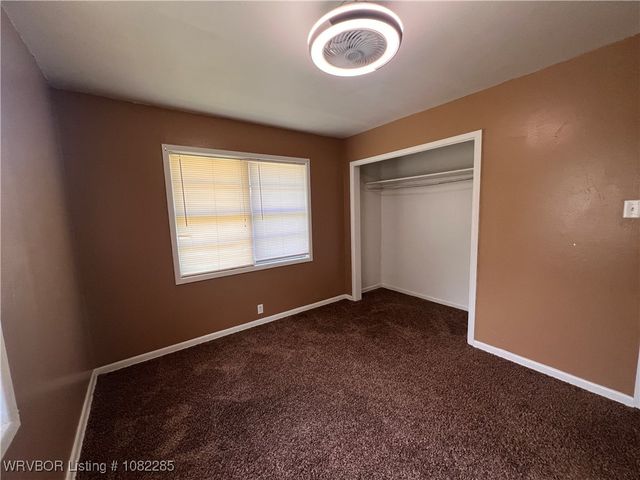 410 Oklahoma Avenue, Poteau, OK 74953