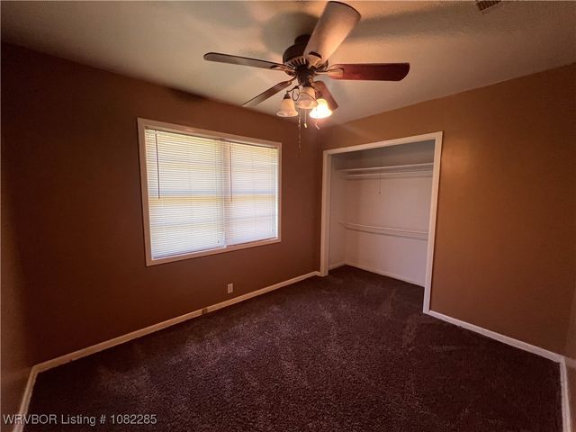 410 Oklahoma Avenue, Poteau, OK 74953
