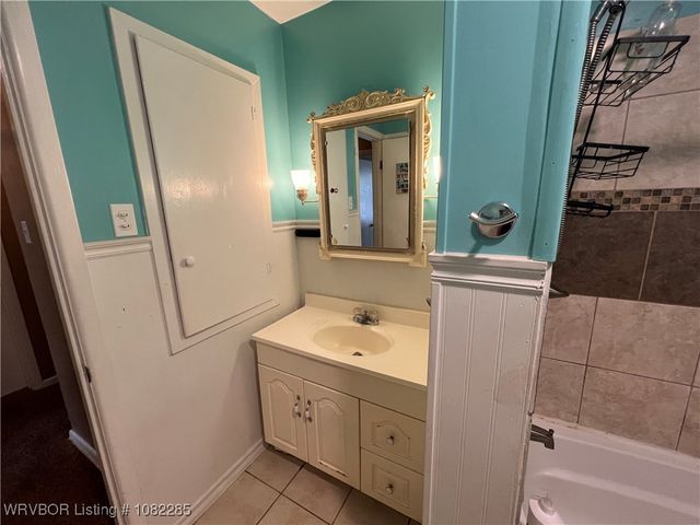 410 Oklahoma Avenue, Poteau, OK 74953