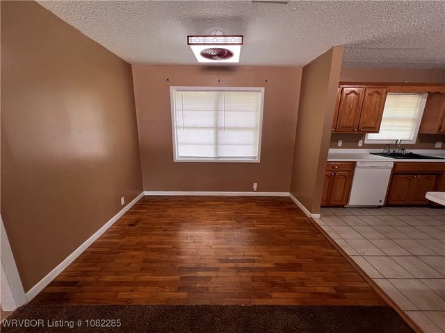 410 Oklahoma Avenue, Poteau, OK 74953