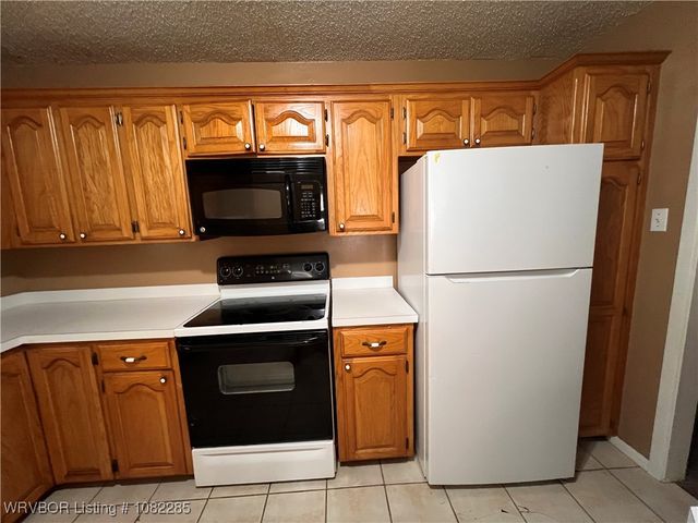 410 Oklahoma Avenue, Poteau, OK 74953