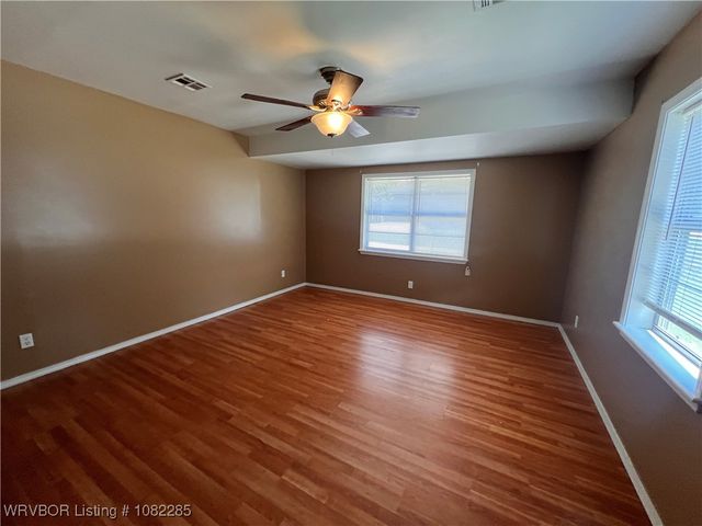 410 Oklahoma Avenue, Poteau, OK 74953