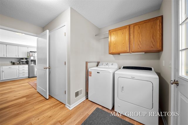 15257 Widgeon Road, Grand Haven, MI 49417