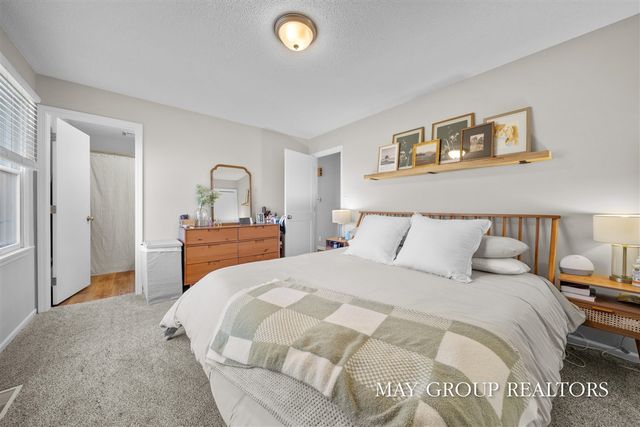 15257 Widgeon Road, Grand Haven, MI 49417