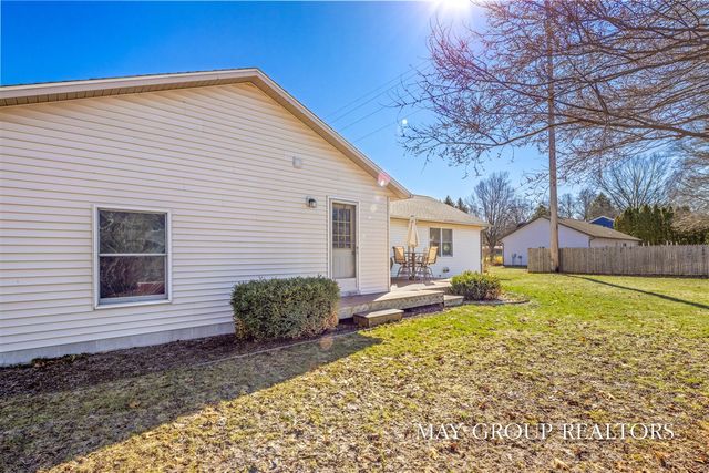 15257 Widgeon Road, Grand Haven, MI 49417