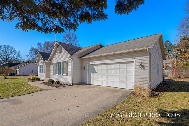 15257 Widgeon Road, Grand Haven, MI 49417