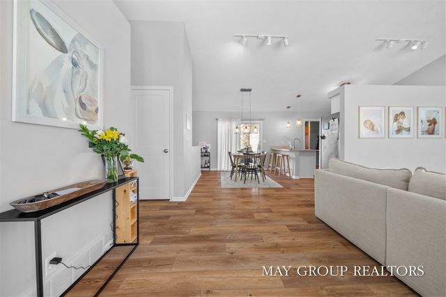 15257 Widgeon Road, Grand Haven, MI 49417