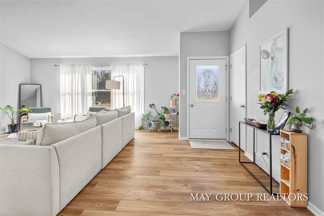 15257 Widgeon Road, Grand Haven, MI 49417