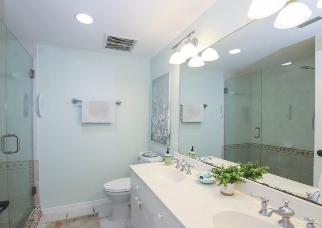 8477 Gulf Blvd 202, Navarre, FL 32566