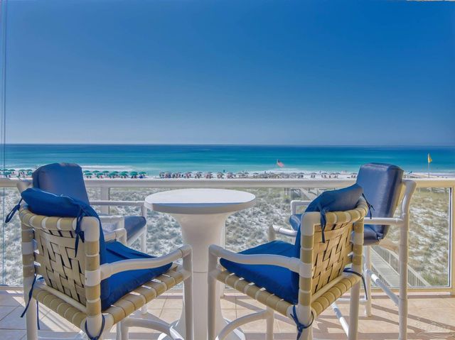 8477 Gulf Blvd 202, Navarre, FL 32566