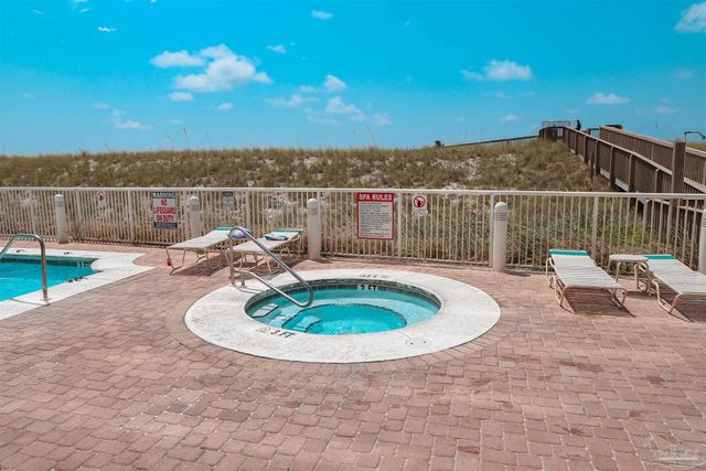 8477 Gulf Blvd 202, Navarre, FL 32566