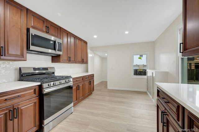 25 S Washington Street, Tarrytown, NY 10591